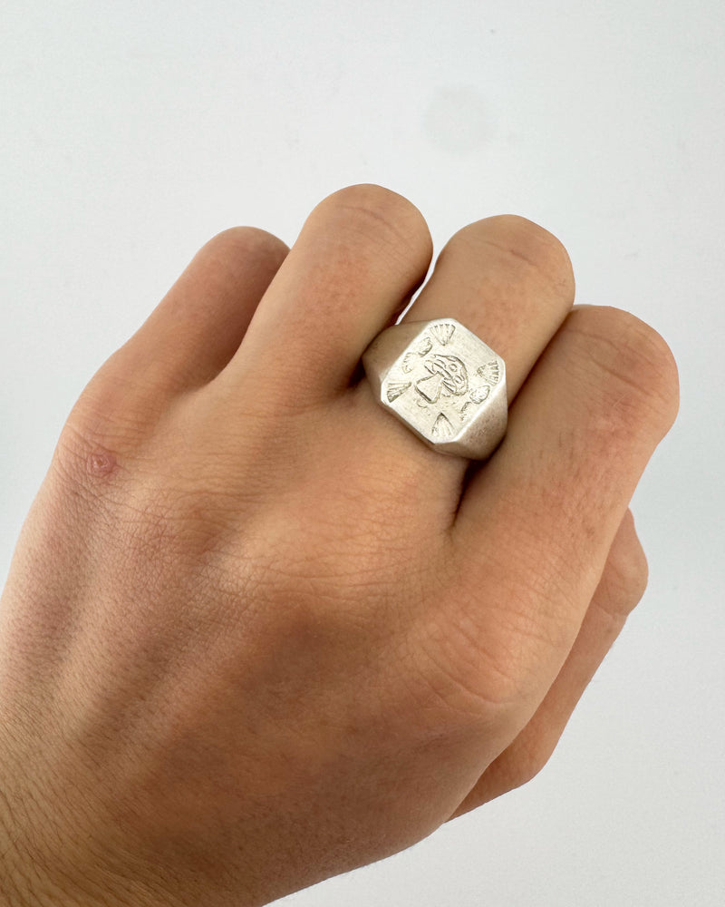 Mashroom – Silver Signet