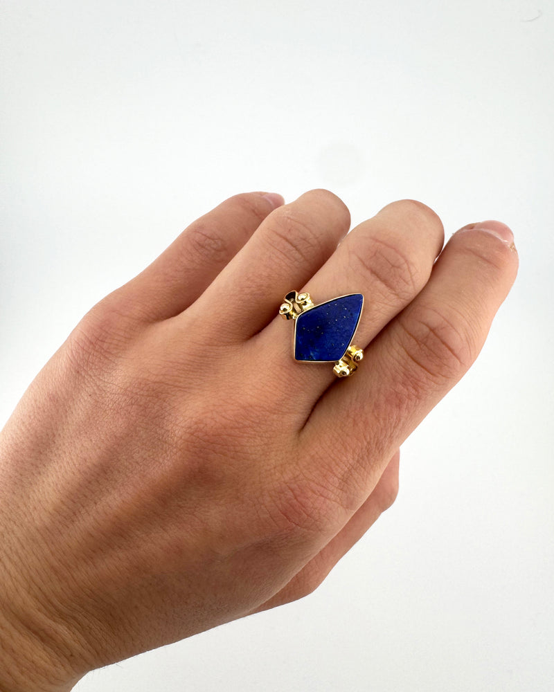 Pierścionek geometryczny – Lapis lazuli