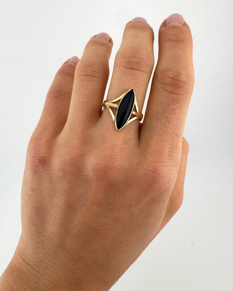 Nocturne Ring – Onyx